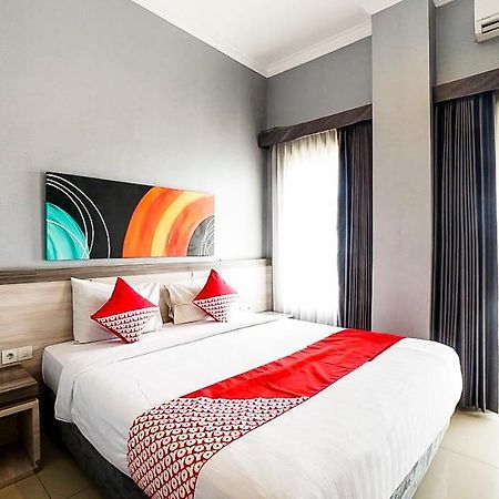 Oyo 289 Hotel Dalwa Syariah Pasuruan Zewnętrze zdjęcie