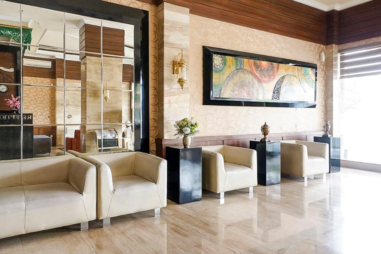 Oyo 289 Hotel Dalwa Syariah Pasuruan Zewnętrze zdjęcie